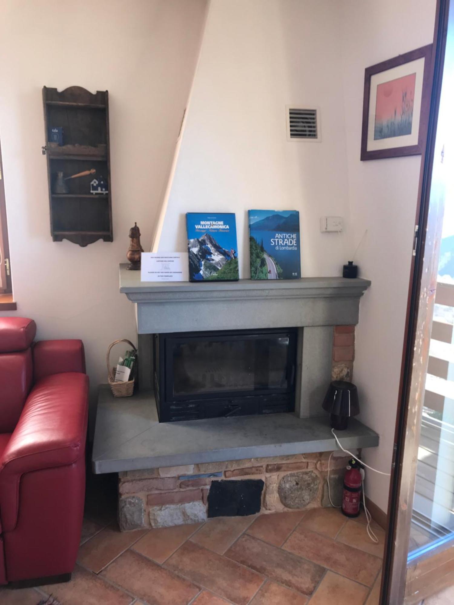 Mangia, Leggi, Dormi Appartement Costa di Serina Buitenkant foto